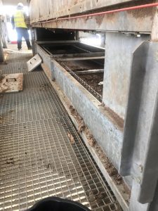 Conveyor maintenance